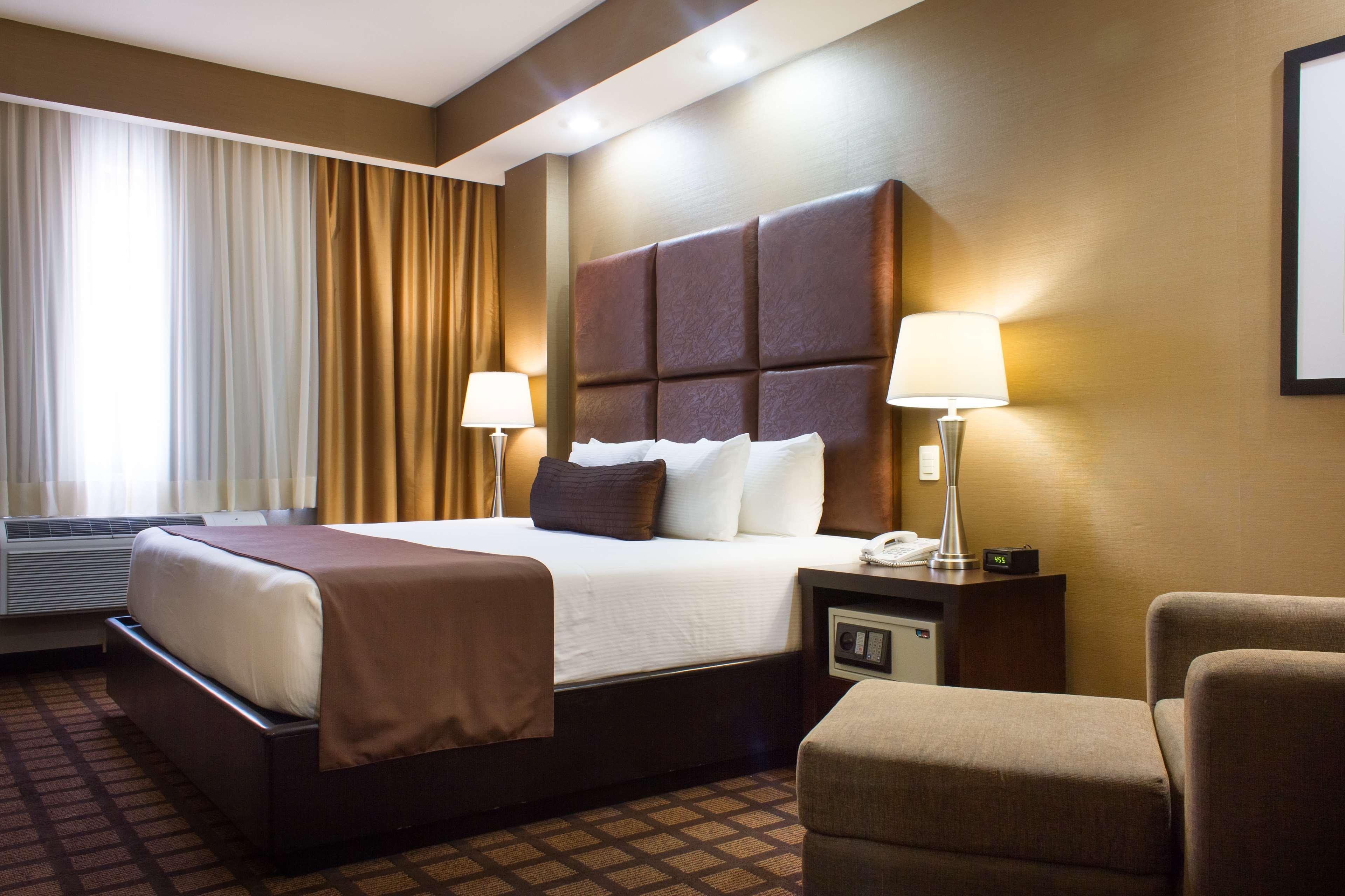 Best Western Premier Monterrey Aeropuerto Apodaca Exteriér fotografie A typical hotel room
