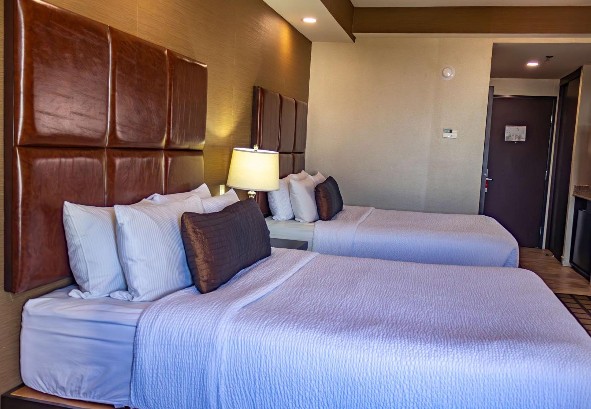 Best Western Premier Monterrey Aeropuerto Apodaca Exteriér fotografie A room at the hotel